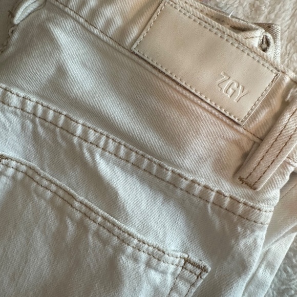 White loose denim - Picture 5 of 5